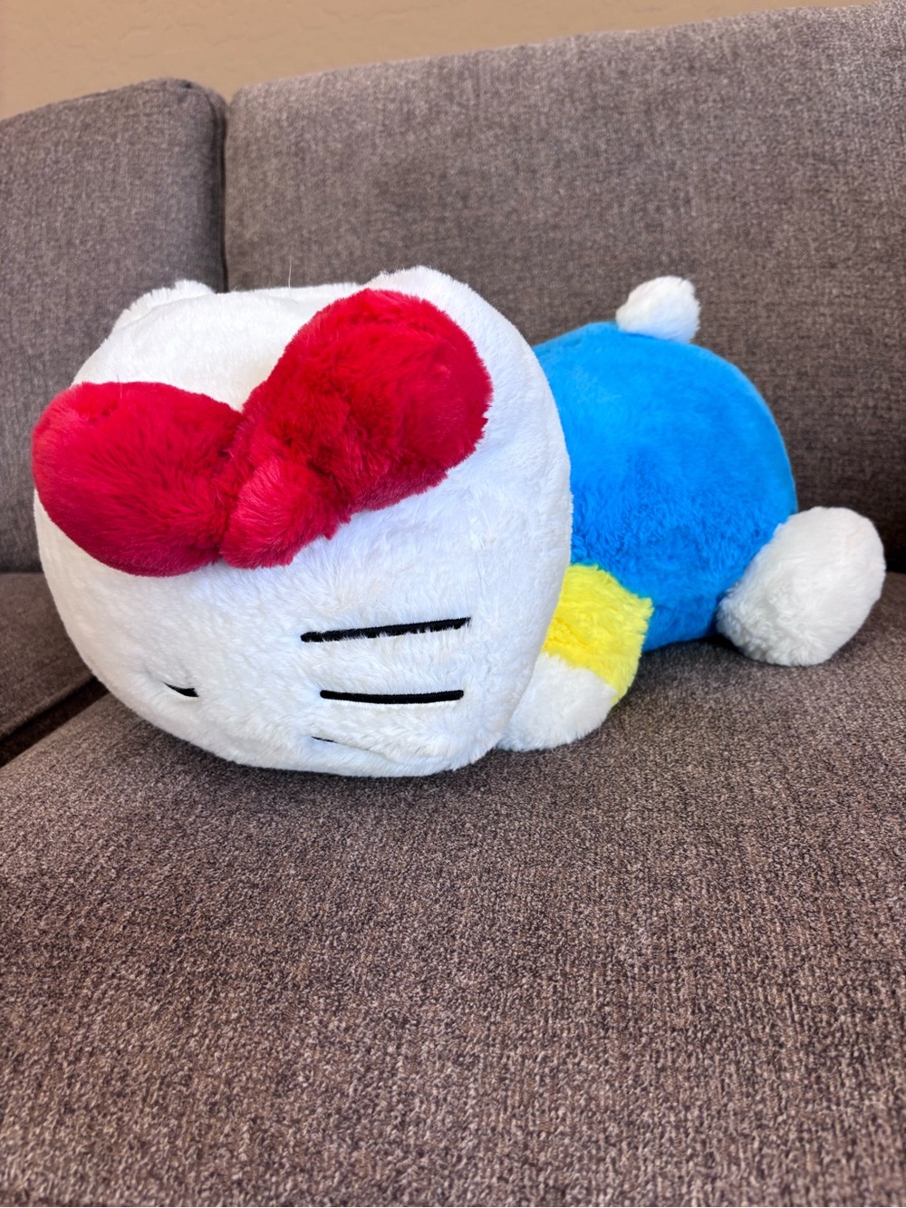 Hello Kitty plush